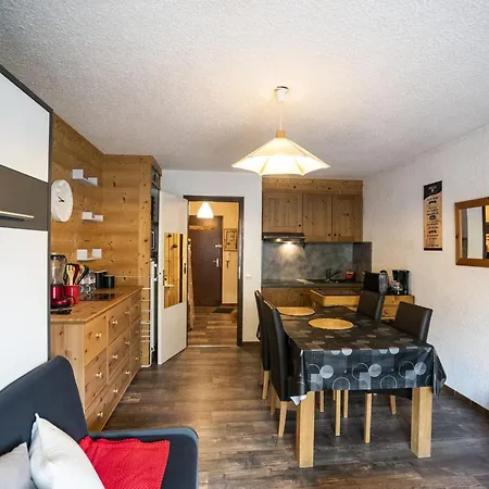 Cosy Pour 4 Pers, Proche Remontees Mecaniques Et Centre, Balcon Sud, Parking Inclus - Fr-1-676-121 *